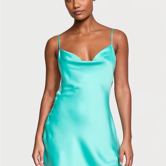 Victoria Secret mini silk dress with pearl back - Picture 4 of 4